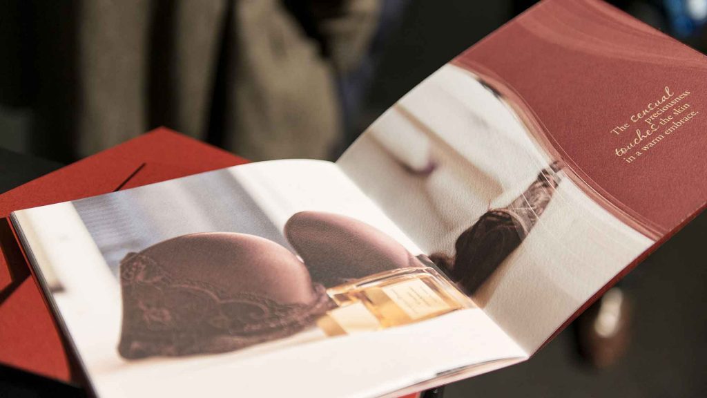 Catalogo di Officina delle Essenze a Esxence 2017 Catalogo di Officina delle Essenze a Esxence 2017